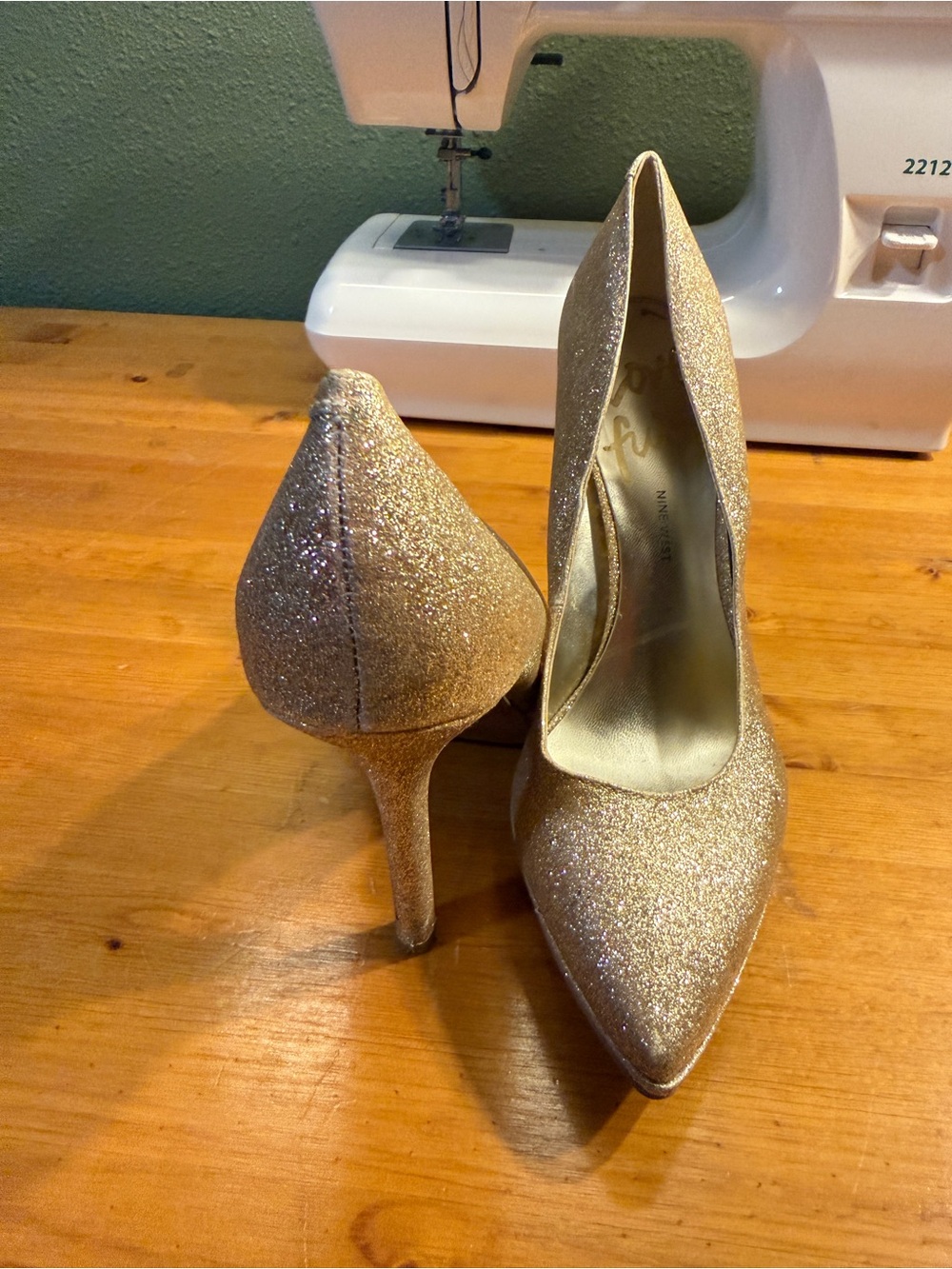 Nine West Gold Glitter Pointed Toe Heels